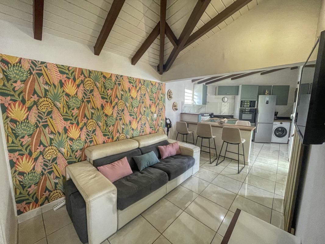 11.Location villa piscine St François Guadeloupe_Salon